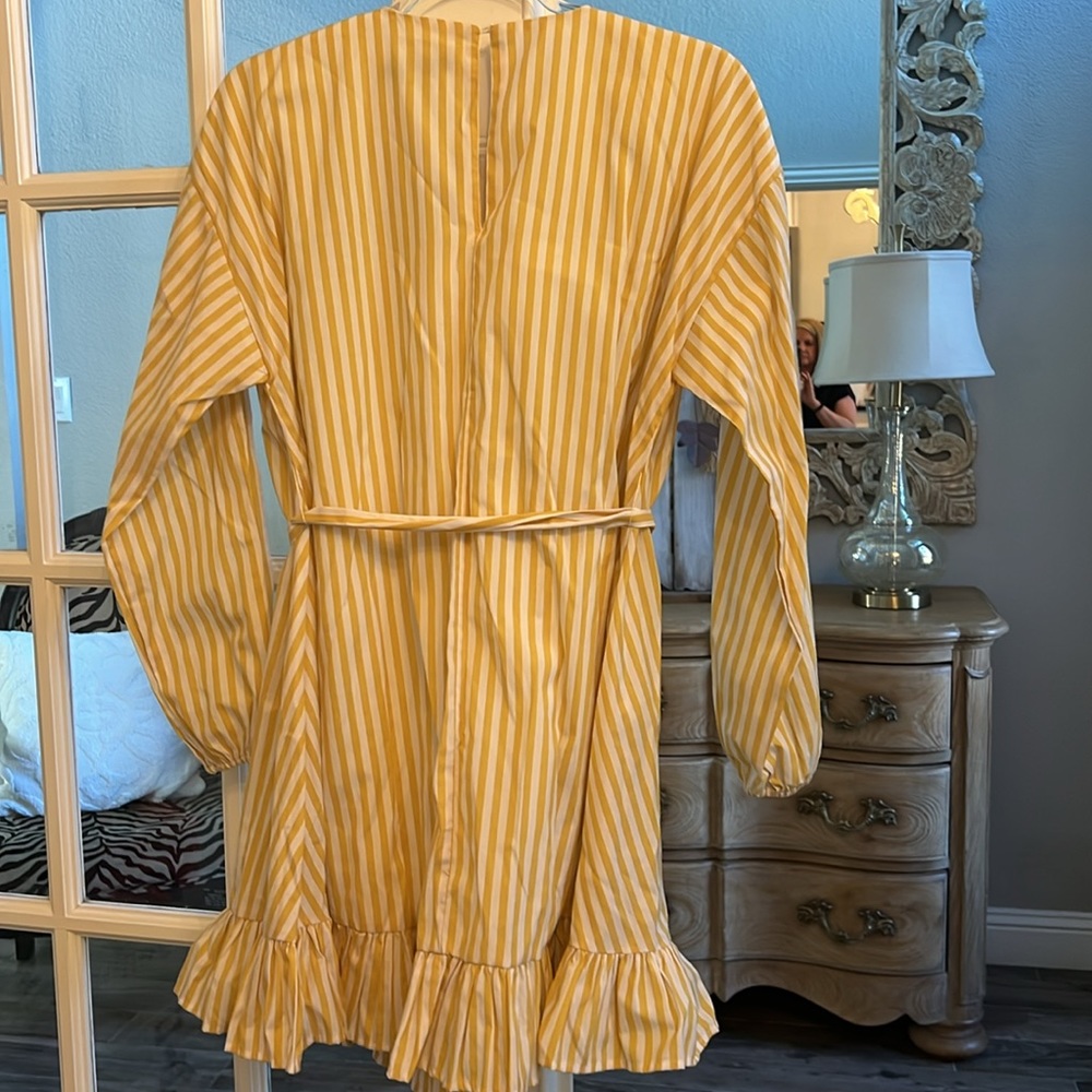 Darling English Factory Dress Women’s XS - Picture 6 of 6